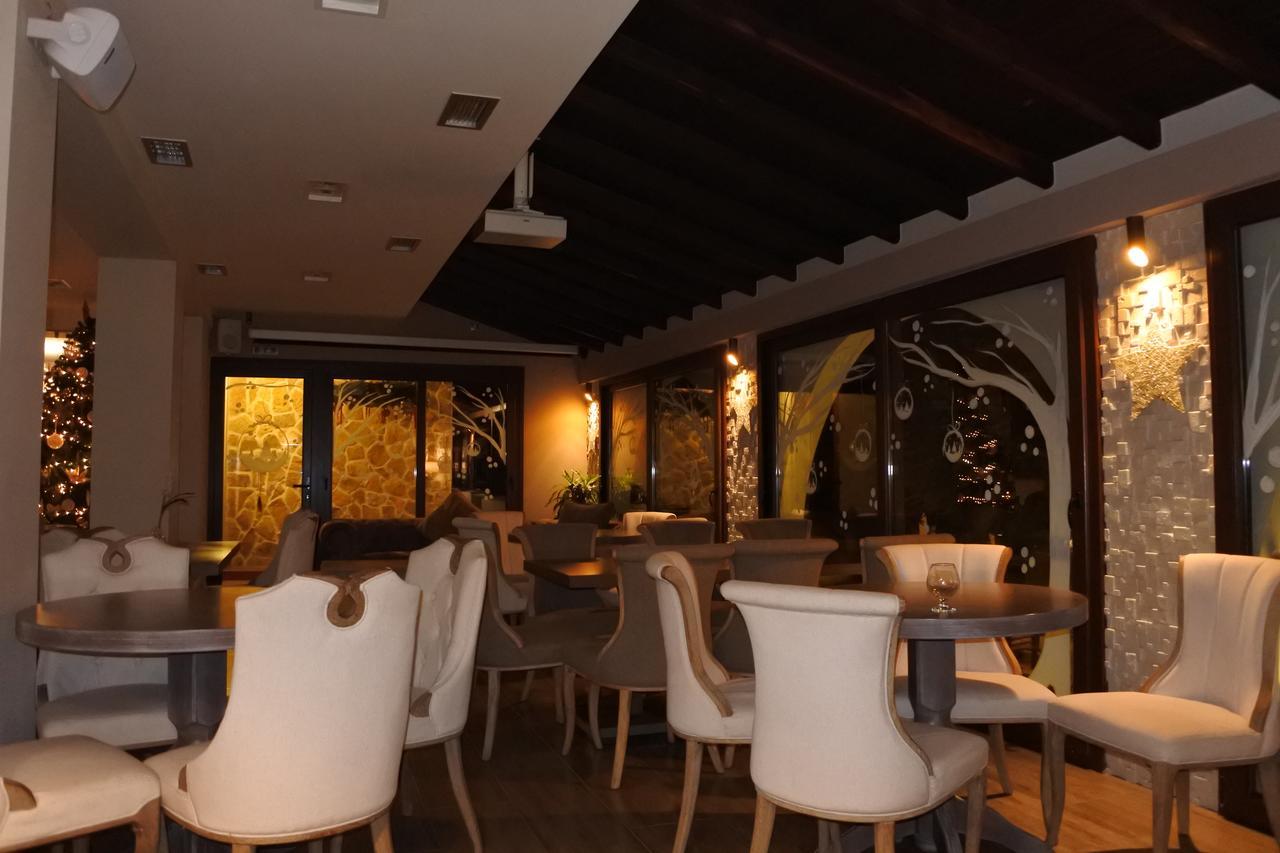 Hotel Konaki Arnea Bagian luar foto