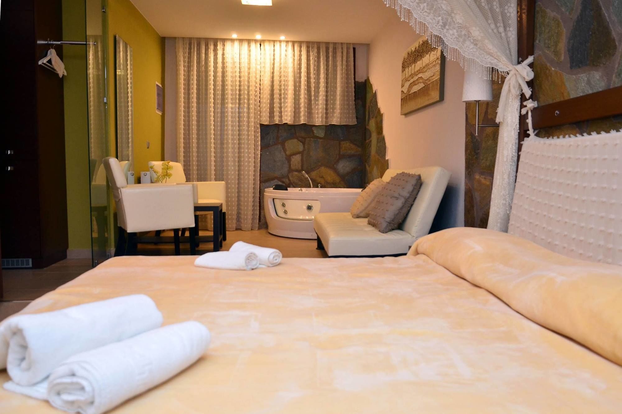 Hotel Konaki Arnea Bagian luar foto
