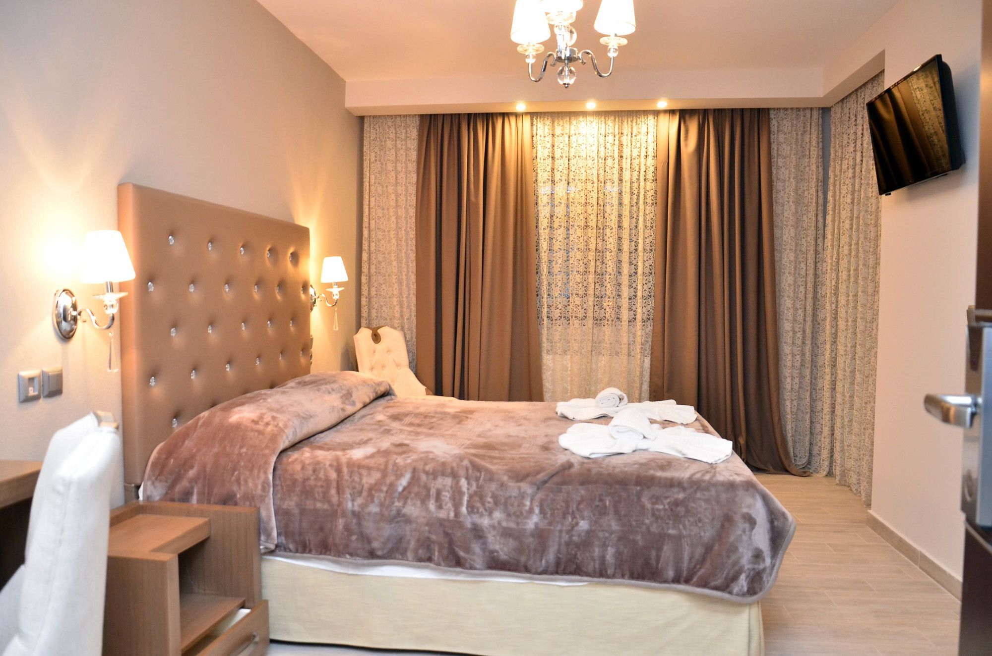 Hotel Konaki Arnea Bagian luar foto